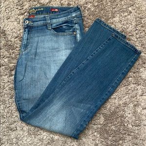 Arizona Jean Co. Jeans Size 13 light blue wash